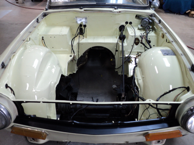 TR6 eng and detail_2